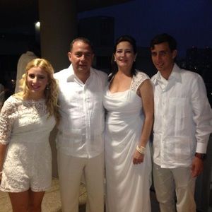 Meet your Posher, Gloria